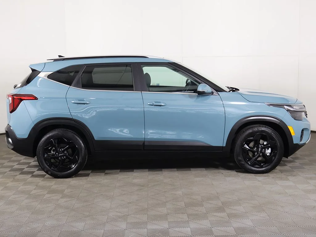 Certified Used 2026 Blue Kia EX image 19
