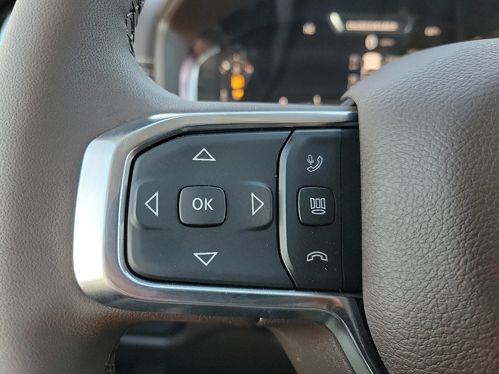 New 2026 PW7 Bright Whit Ram LARAMIE MEGA CAB 4X4 6