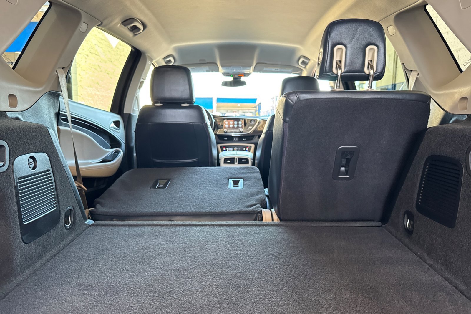Used 2019 Ebony Twilight Metallic Buick Preferred image 15