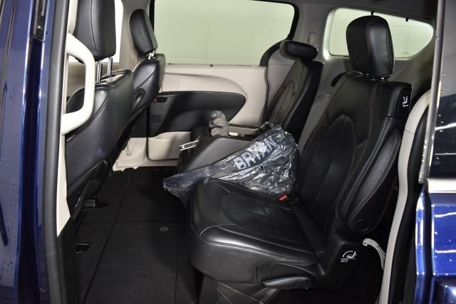 2017 Chrysler Pacifica Touring-L - Photo 30