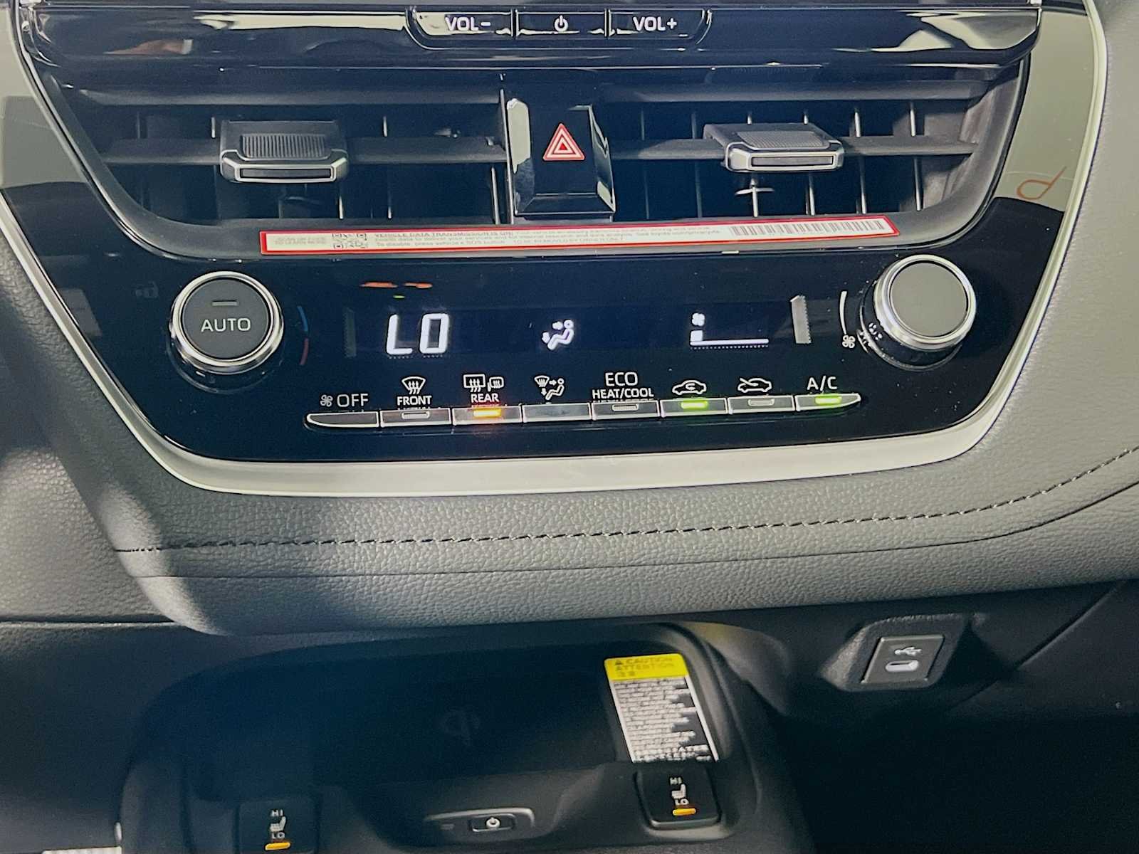 2026 Toyota Corolla — photo 11