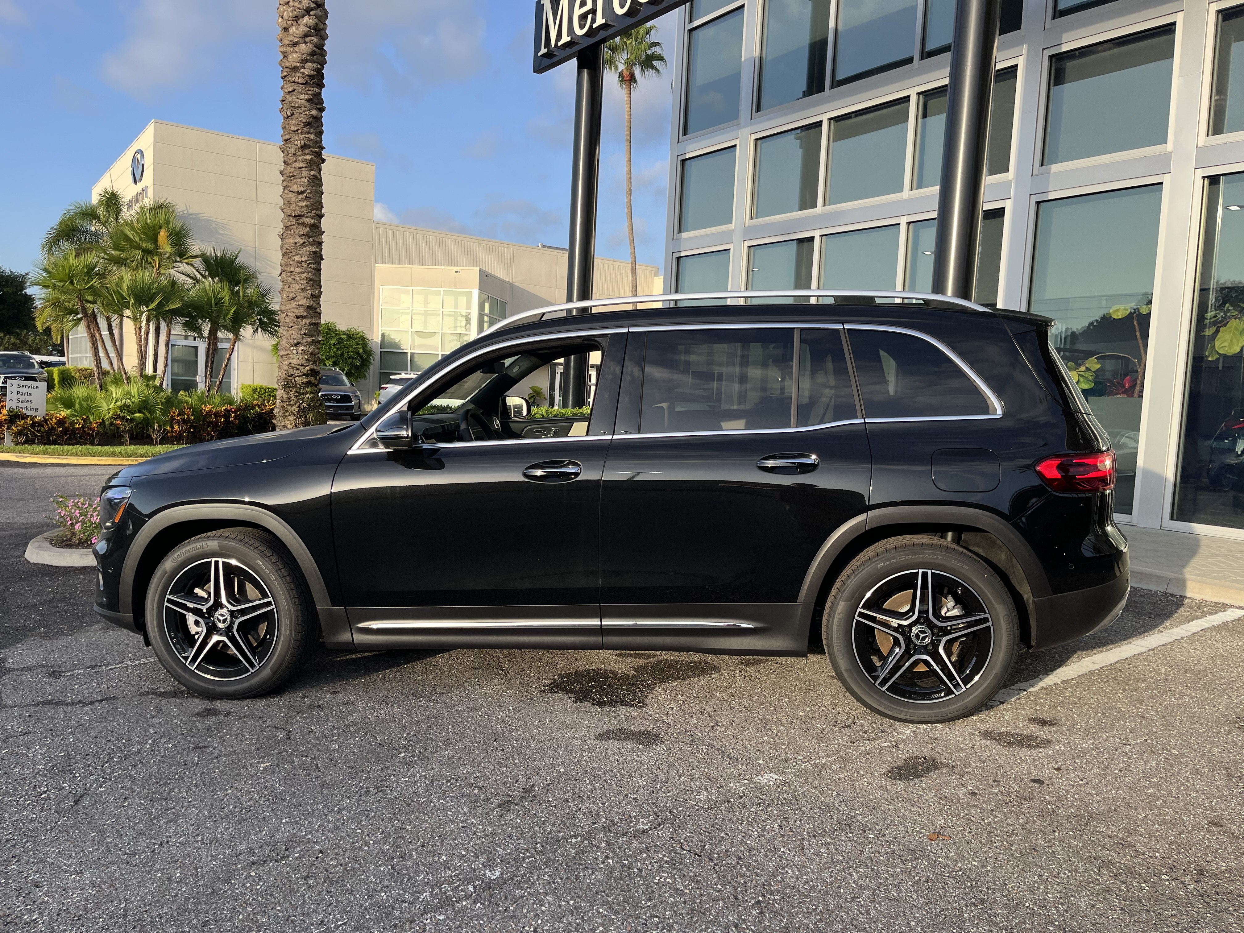 New 2026 Cosmos Black Metallic Mercedes-Benz GLB 250 image 3