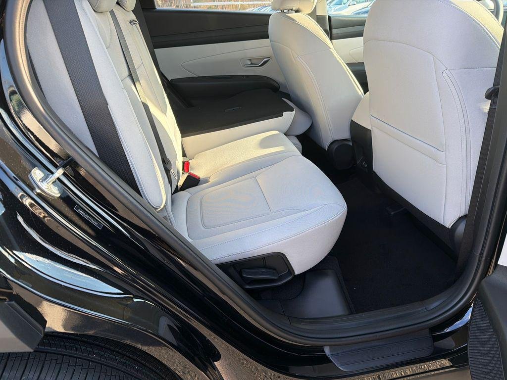 New 2026 Black Hyundai SE FWD image 15