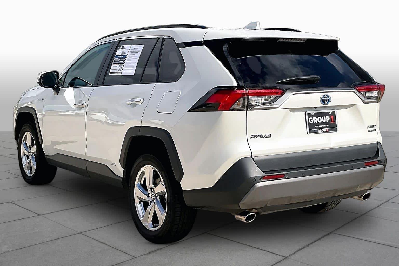 Used 2021 Blizzard Pearl Toyota Hybrid Limited image 12