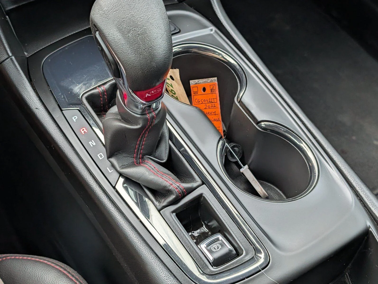 Used 2022 Silver Ice Metallic Chevrolet RS image 20