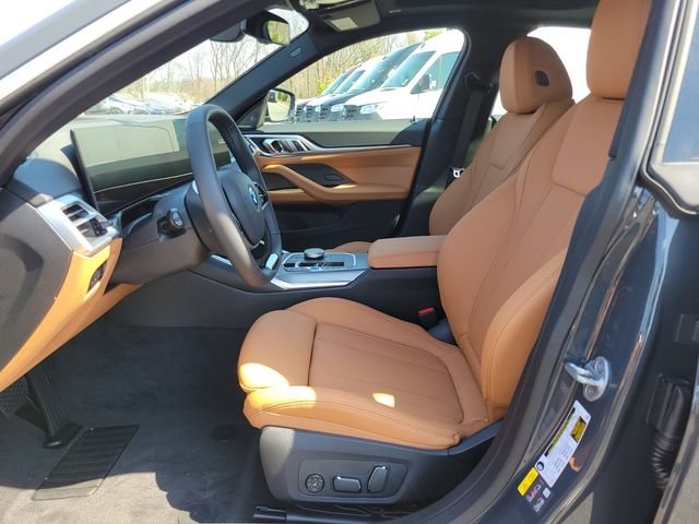 New 2026 Gray BMW xDrive40 image 18