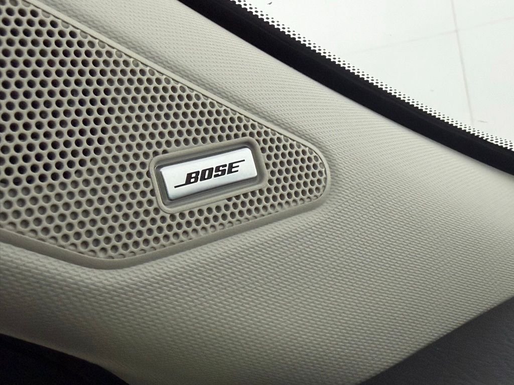 Used 2026 White Nissan Platinum image 21