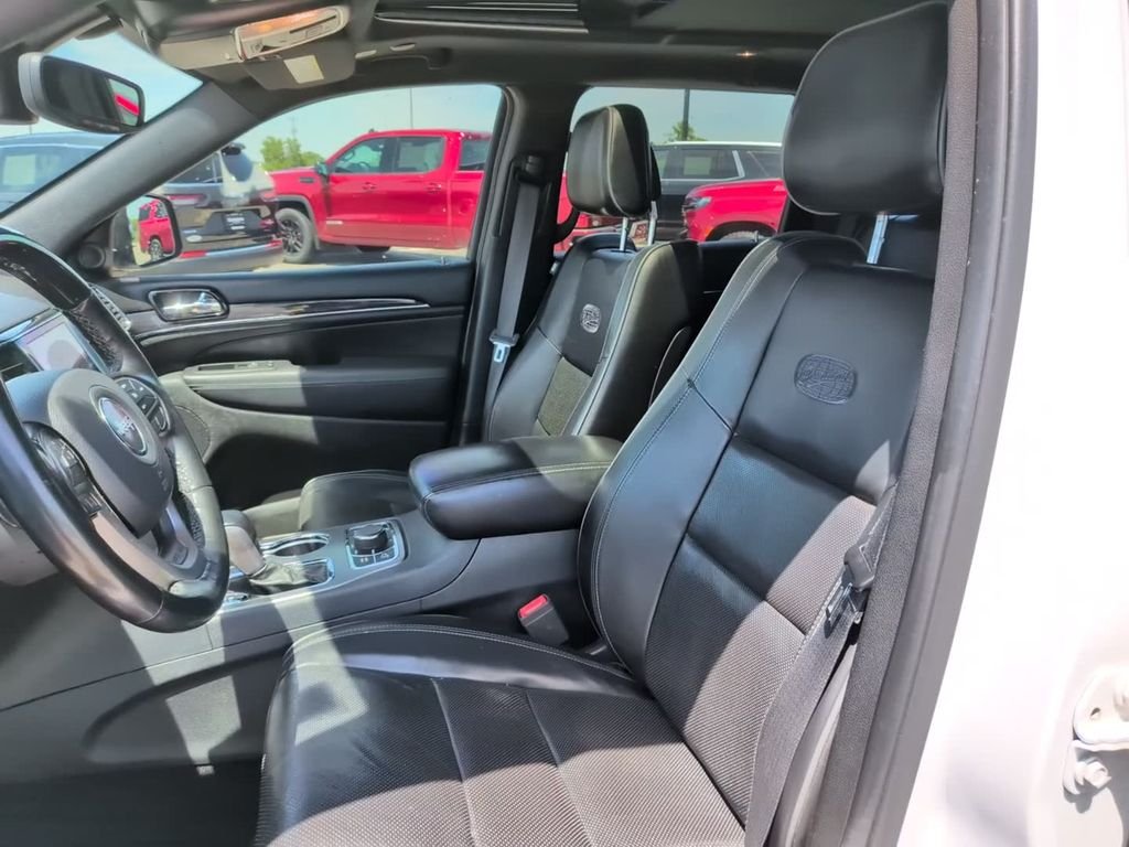 Used 2020 White Jeep Overland image 17