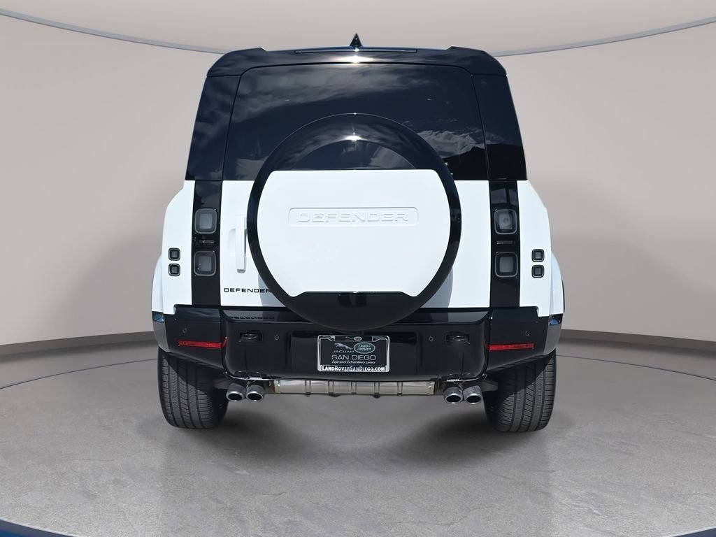 New 2026 Fuji White LAND ROVER V8 image 6