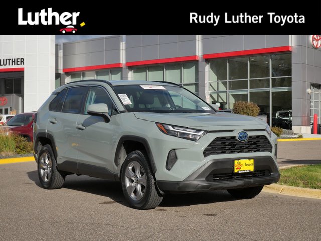 2022 Toyota RAV4 Hybrid XLE