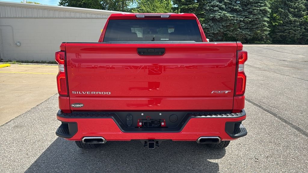 Used 2023 Red Chevrolet RST image 13