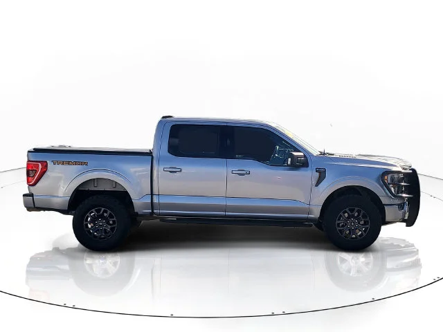 Used 2023 Silver Ford Tremor image 4
