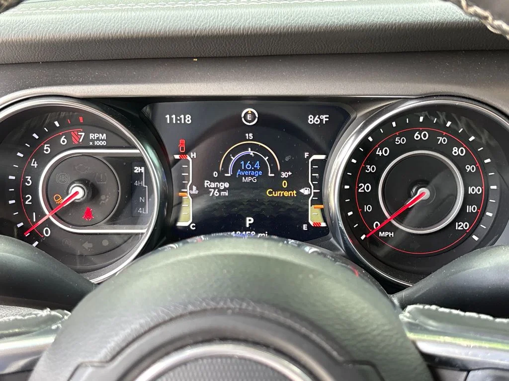 Used 2022 Beige Jeep Rubicon image 22