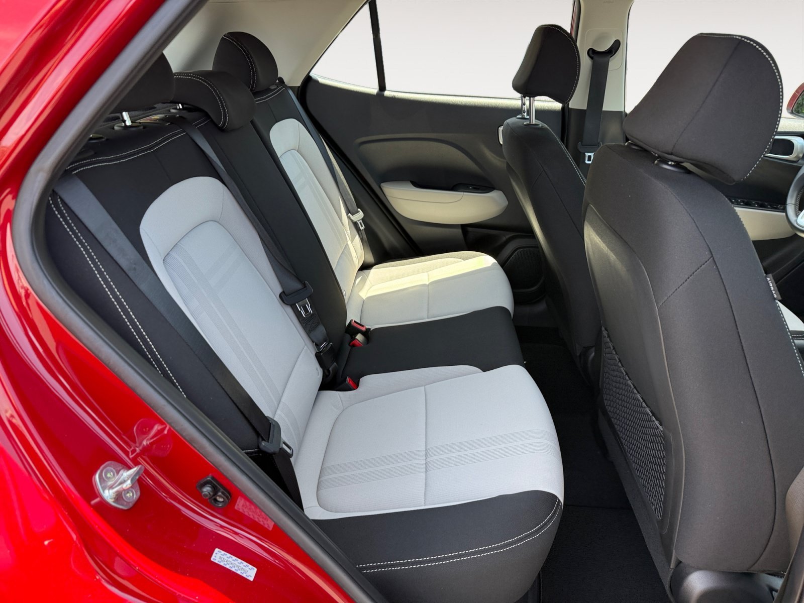 Certified Used 2022 Scarlet Red Hyundai SEL image 18