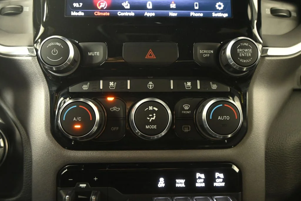 Used 2021 Blue Ram Laramie image 31