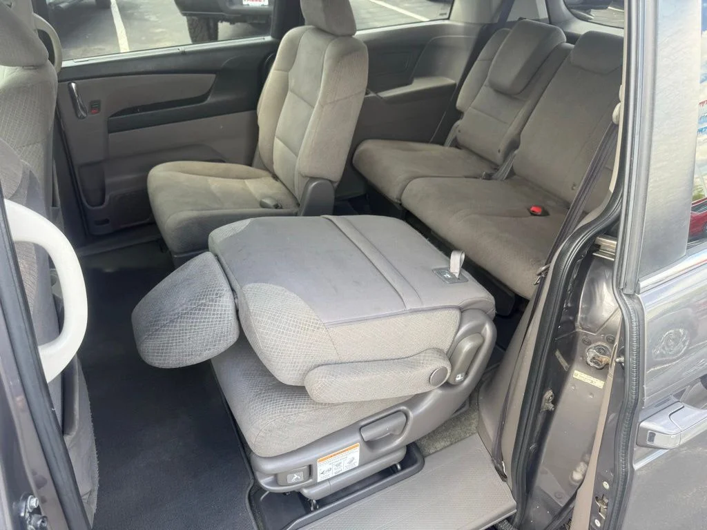 Used 2015 Gray Honda EX image 33