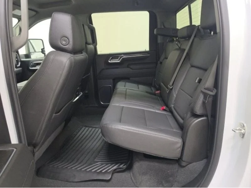 Used 2024 Iridescent Pearl Tricoat Chevrolet LTZ image 7
