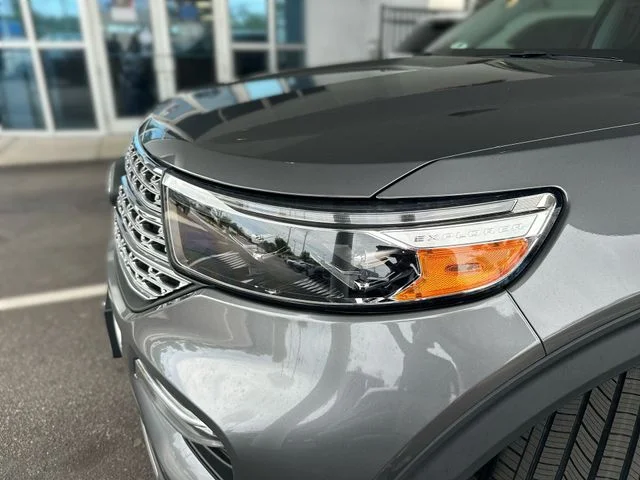 Used 2021 Gray Ford Limited image 9