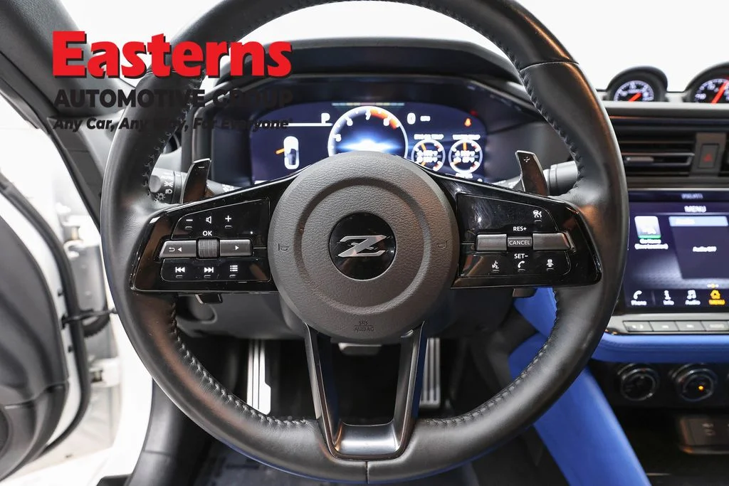 Used 2025 White Nissan Performance image 10