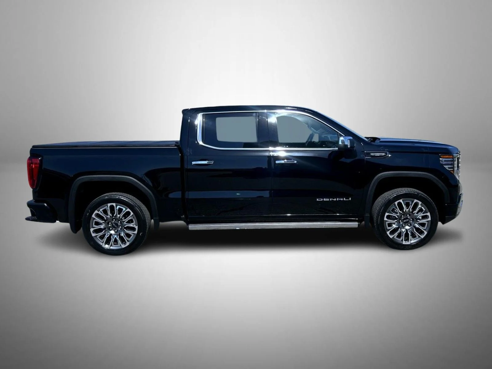 Used 2024 Black GMC Denali Ultimate image 4