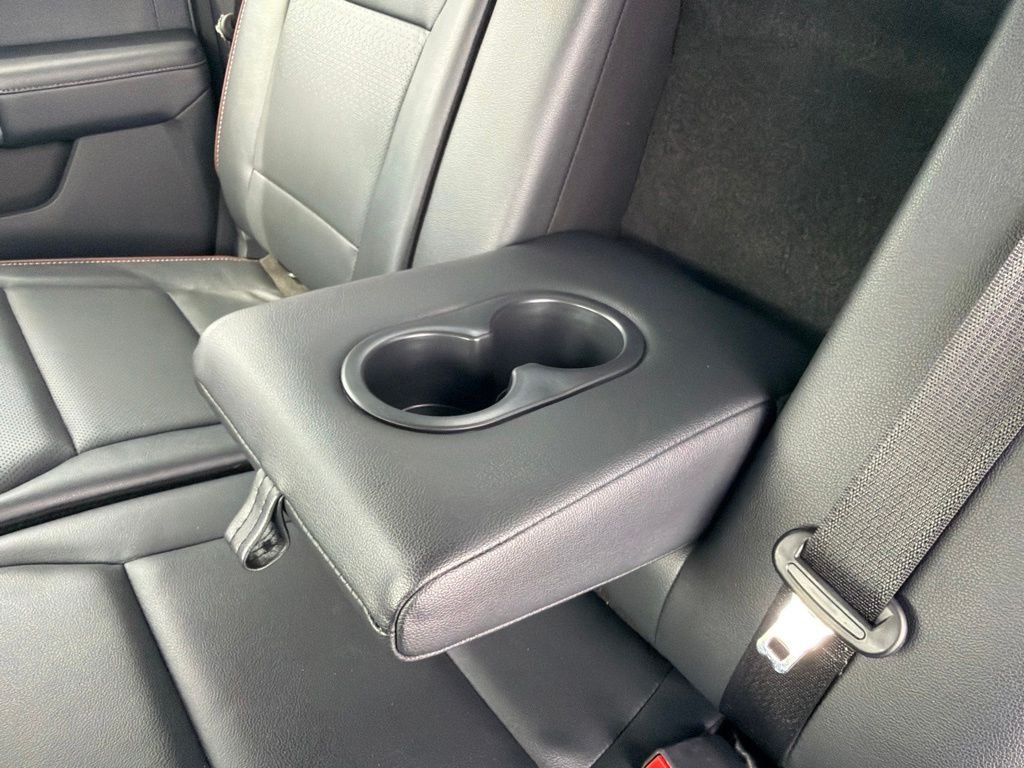 Used 2023 Gray Metallic Ford Lariat image 35