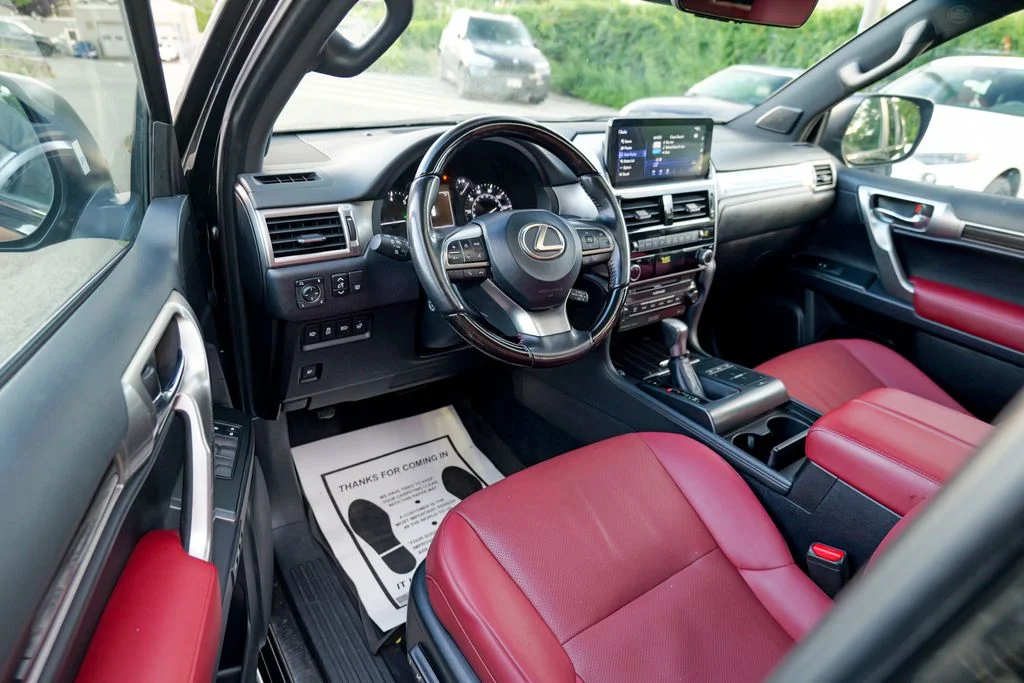 Used 2023 Onyx Black Lexus 460 image 16