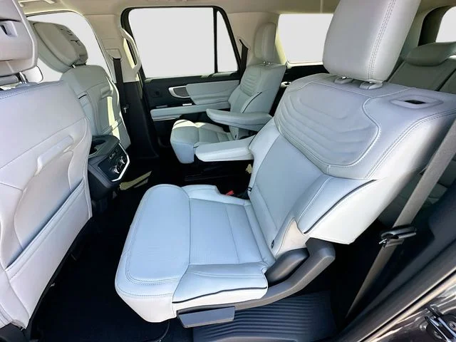 New 2026 Gray Ford Platinum image 17