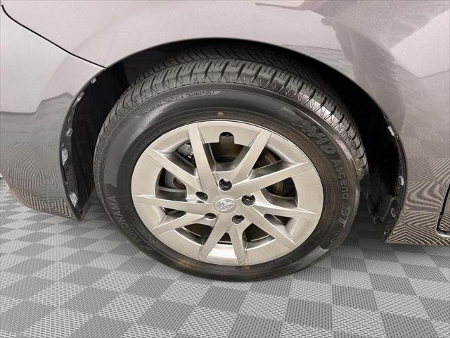 Certified Used 2017 MAGNETIC GRAY MET. Toyota  image 20