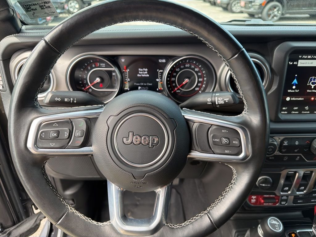 Used 2022 Gray Jeep Rubicon image 16