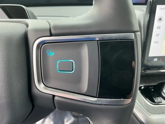 New 2026 Space Silver Metallic Ford MAX Platinum® image 42