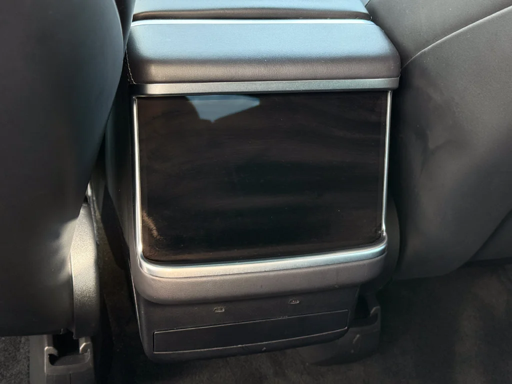 Used 2024  Tesla NA image 24