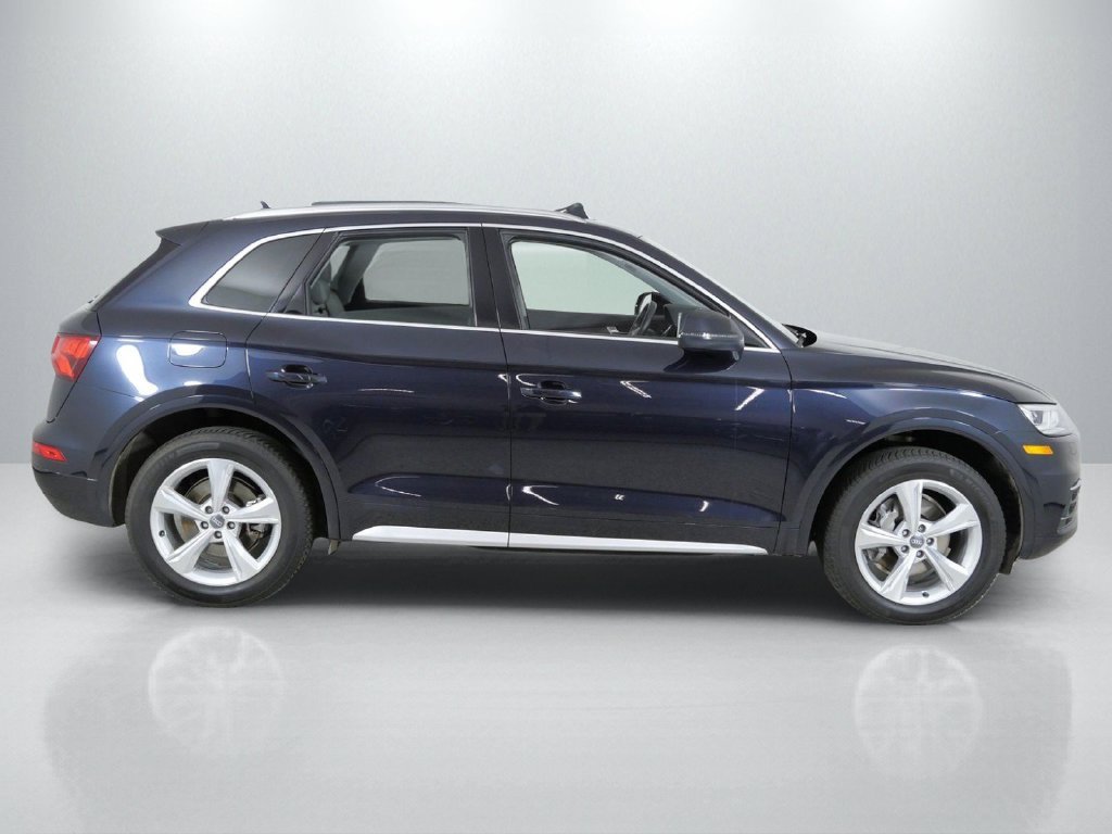 Used 2020 Blue Audi 45 Premium Plus image 9