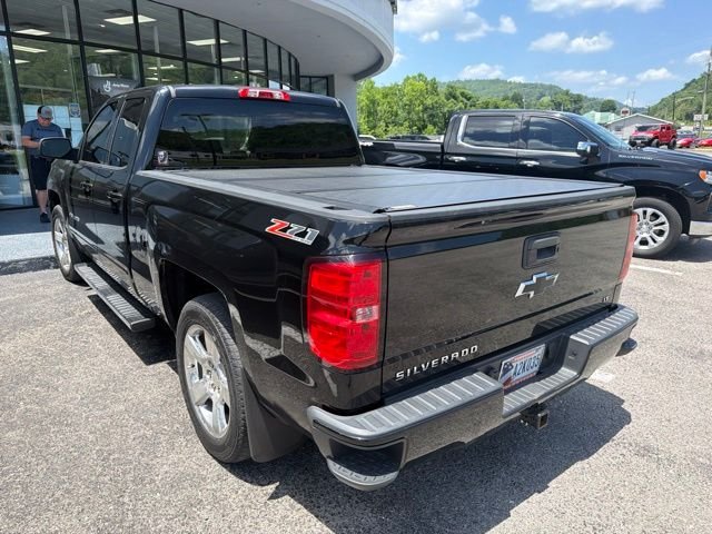 Used 2016 Black Chevrolet LT image 2
