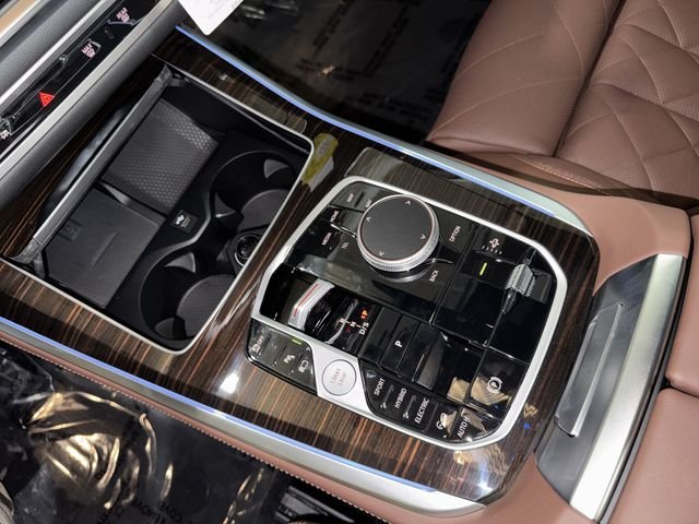 New 2026 Black Sapphire Metallic BMW xDrive50e image 20