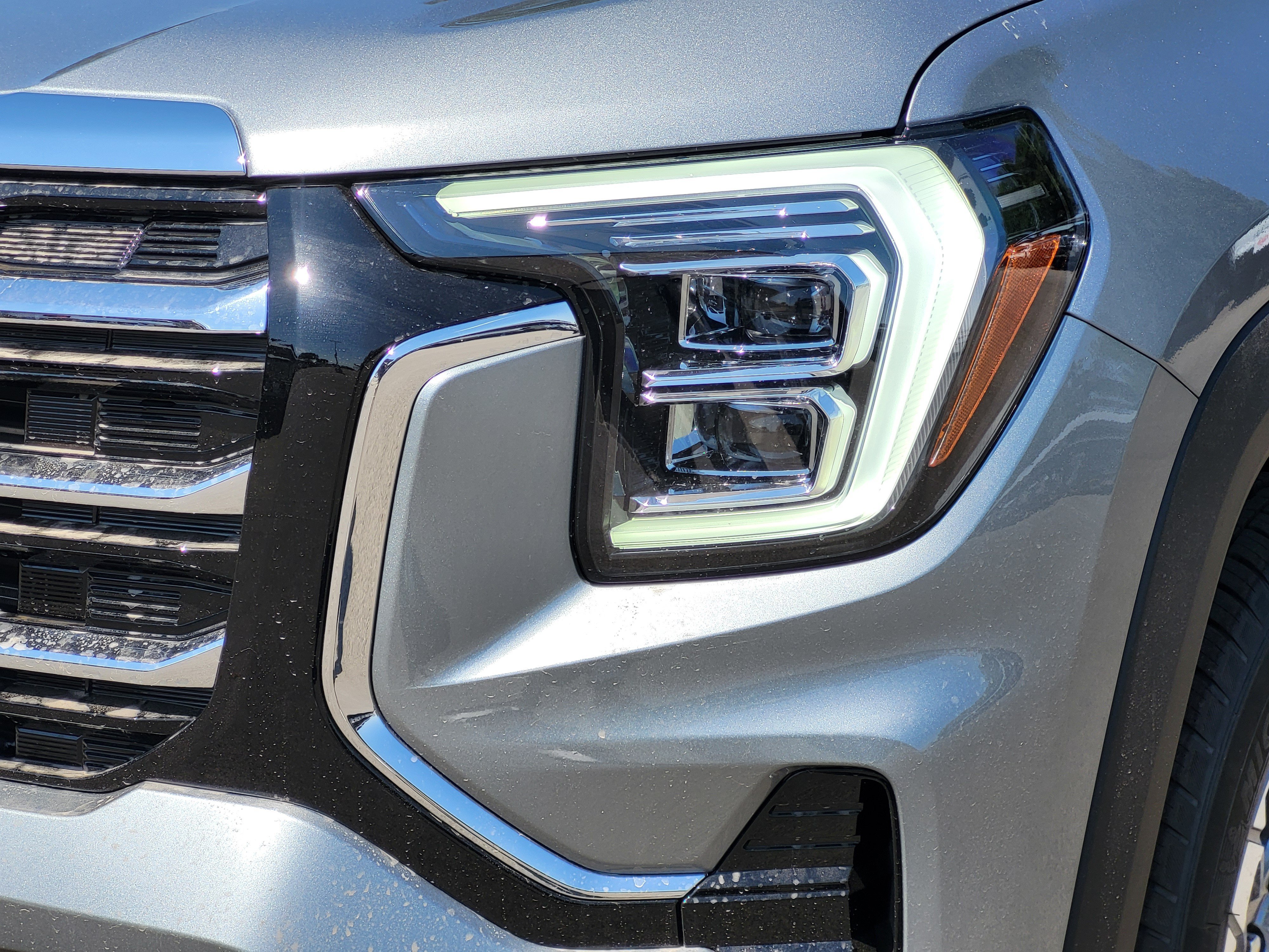New 2027 Sterling Metallic GMC Elevation image 8