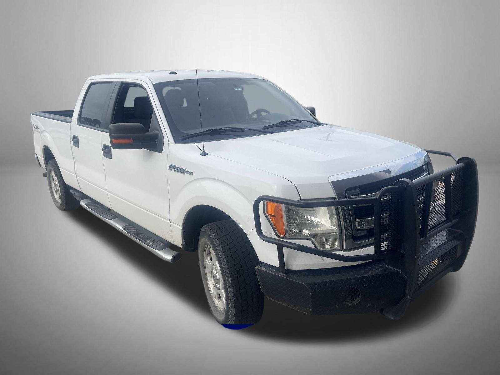 Used 2013 White Ford XLT image 5