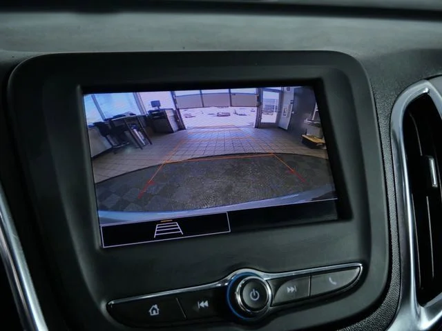 Used 2024 Gray Chevrolet LT image 22