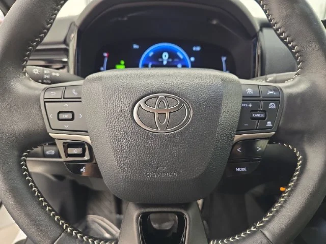 Used 2026 Ice Toyota SE image 29
