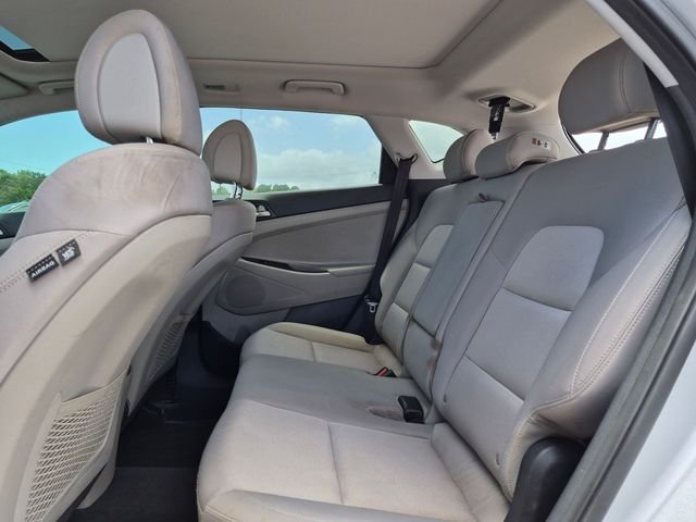 Used 2018 Molten Silver Hyundai Value image 26