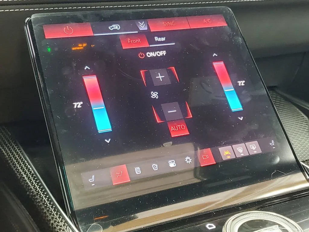 2026 Cadillac Escalade V-Series - Photo 19
