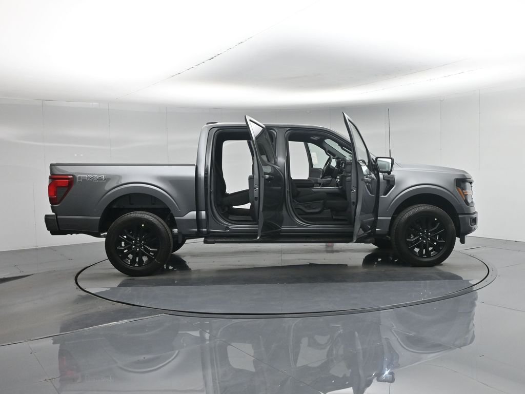 New 2026 Gray Ford XLT image 4