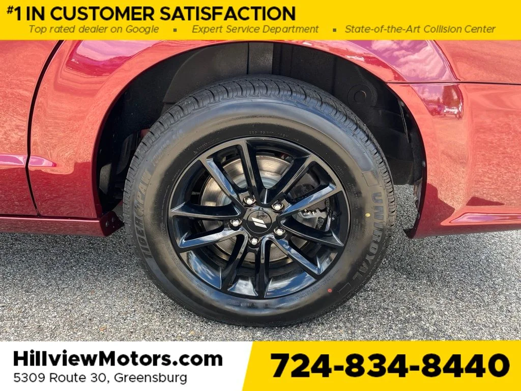 Used 2019 Red Dodge SE image 10