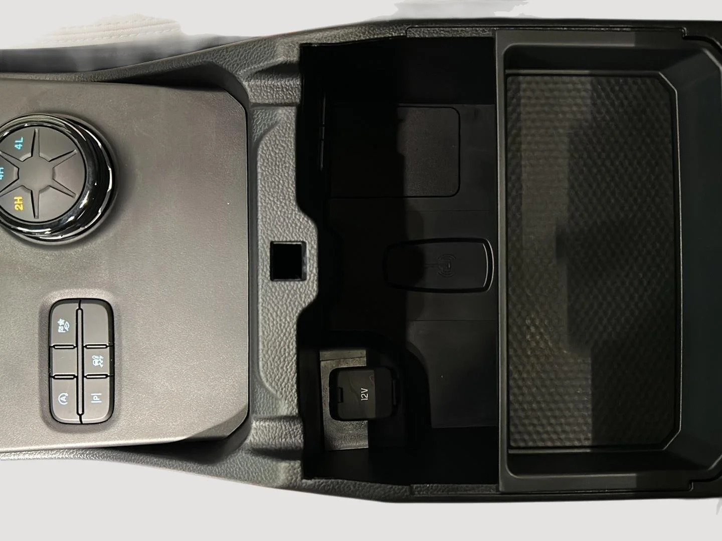 Used 2024 Cactus Gray Ford LARIAT image 35