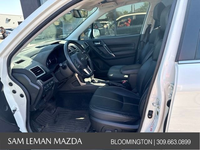 Used 2018 White Subaru 2.5i Touring image 3