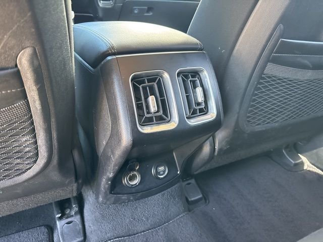 Used 2023 White Kia LX image 33