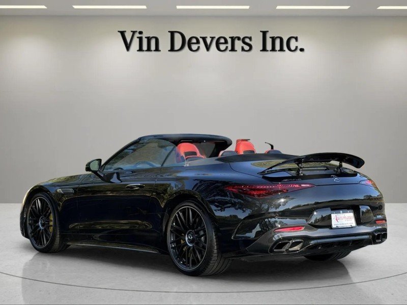 Used 2022  Mercedes-Benz AMG® SL 63 image 10