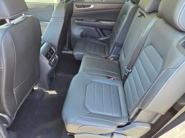 2025 Volkswagen Atlas SEL - Photo 7