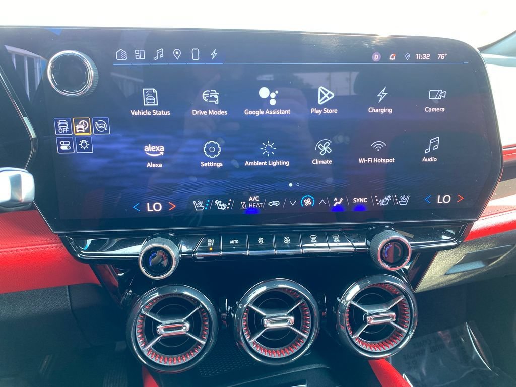 2024 Chevrolet Blazer EV RS - Photo 17