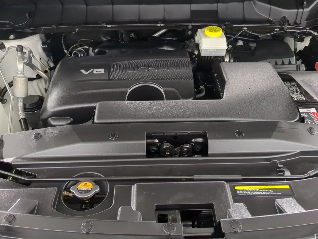 Used 2023 Pearl White Tricoat/Super Black Nissan Platinum image 30