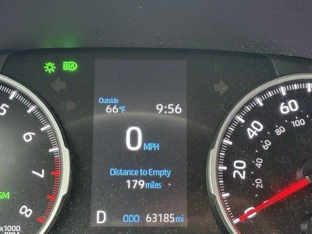 Used 2021 Silver Sky Metallic Toyota XLE image 21